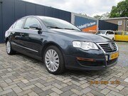 Volkswagen Passat - 2.0 TFSI Highl. Bns Leer schuifdak