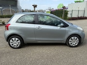 Toyota Yaris - 1.3 VVTi Sol