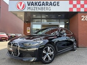 BMW i4 - eDrive40 High Executive // SCHUIF-KANTELDAK // SPORT STOELEN