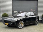 Porsche Cayenne - 4.0 Turbo S E-Hybrid 680 PK | Keramische Remmen | Panoramada