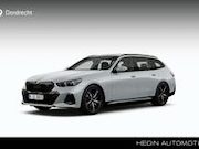 BMW i5 - Touring eDrive40 84 kWh M-Sport Pro | 20" | Trekha