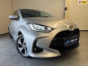 Toyota Yaris - 1.5 Hybrid 115 Dynamic/Stoel-Stuurverw/Carplay/ACC/Camera/hi