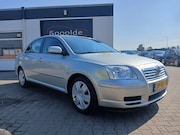 Toyota Avensis - 1.6 VVTi 135.000KM Nap/dealer onderhouden/Topstaat