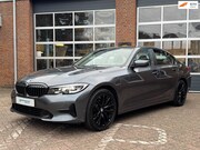 BMW 3-serie - 318i Business Edition, navi, camera, sportleder, cruise, sto
