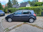 Renault Scénic - 2.0-16V Tech Line airco schuifdak navigatie trekhaak