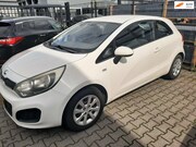 Kia Rio - 1.1 CRDi motorschade