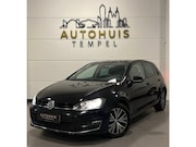 Volkswagen Golf - 1.2 TSI Connected Series Airco Cruise Climate Stoelverwarmin