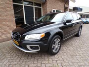 Volvo XC70 - 2.0 D3 FWD Summum Leder / Navi