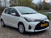 Toyota Yaris - 1.5 Hybrid Aspiration Uniek km airco cruis control navigatie
