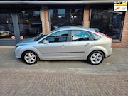 Ford Focus - 1.6-16V Futura