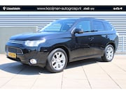 Mitsubishi Outlander - 2.0 PHEV Instyle 4WD SCHUIFDAK, TREKHAAK, STOELVERWARMING, D