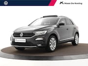 Volkswagen T-Roc - 1.5 TSI 150pk Sport DSG · Panoramadak · Afneembare Trekhaak