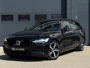 Volvo V60 - T8 Plug-in AWD Plus Dark|Long|Pano|H&K|19"|Camera