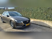 Mazda 6 - 2.0 SkyActiv-G Luxury Business uitvoering met trekhaak.