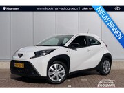 Toyota Aygo X - 1.0 VVT-i MT Play / Camera / Apple Carplay & Android Auto / 