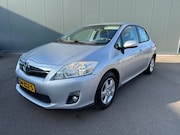 Toyota Auris - 1.8 Full Hybrid Dyn. TREKHAAK | ONDERHOUDSBOEKJE