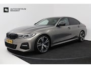 BMW 3-serie - 330i High Executive Edition (PANORAMADAK, HEAD-UP, HARMAN/KA
