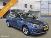 Opel Astra - Sports Tourer 1.4 Turbo Business +