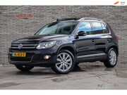 Volkswagen Tiguan - 2.0 TSI Track&Field 4Motion * TREKHAAK * PANORAMA * KEYLESS
