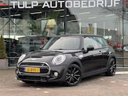 MINI Cooper S - Mini 2.0 Chili Serious Business Pano LED Navi Mooi