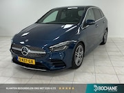Mercedes-Benz B-klasse - 180 AMG Line WEGKLAPBARE TREKHAAK | ACHTERUITRIJCAMERA | STO