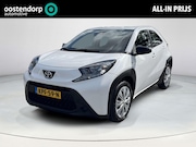 Toyota Aygo X - 1.0 VVT-i S-CVT Play | Achteruitrijcamera | Carplay | Airco