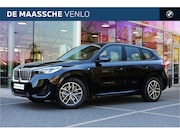 BMW iX1 - xDrive30 M Sport / Panoramadak / Sportstoelen / Achteruitrij