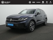 Volkswagen Touareg - 3.0 TSi 462 pk tiptronic eHybrid 4MOTION R | Panoramadak | L