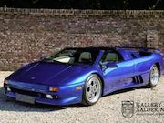 Lamborghini Diablo - Roadster VT "35.000 kms and dealer service" The pr