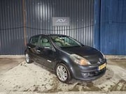 Renault Clio - 1.6-16V Initiale AUTOMAAT - 5 DEURS - AIRCO