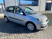 Ford Fiesta - 1.4-16V Ambiente airco onderhoudsboekjes 5 deurs hoge instap