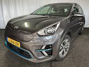 Kia e-Niro - DynamicLine 64 kWh ECC/CAMERA/APPLE/ADAPTIVE/100% SOH/3-FASE