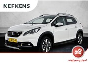 Peugeot 2008 - SUV Allure 110pk | Lage kilometerstand! | Navigatie | Achter