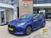 Toyota Yaris - 1.5 Hybrid Dynamic TREKHAAK AD-CRUISE LM-VELGEN KEYLESS APPL