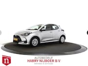 Toyota Yaris - 1.5 Hybrid 115 Comfort Camera / Clima / Adpt cruise / Automa