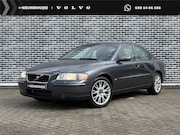 Volvo S60 - 2.0T Kinetic Chrono | 5 cilinder | Trekhaak | Navigatie | Sp