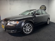 Audi A4 - 2.0 Pro Clima|Cruise|Nav|17"L/M|