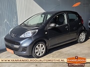 Peugeot 107 - 1.0-12V XR 5-deurs, trekhaak, airco, cv op afst.