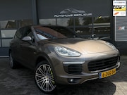 Porsche Cayenne - 3.0 S E-Hybrid Pano Memory Luchtvering Stoelverwarming
