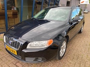 Volvo V70 - 2.5T Kinetic 200PK NL-AUTO Youngtimer