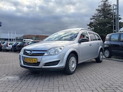 Opel Astra - 1.7 CDTi Essentia, Grijskenteken,