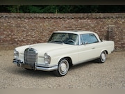Mercedes-Benz 200-serie - SE Coupe Manual transmission, factory sunroof, very original