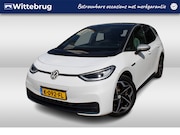 Volkswagen ID.3 - First Plus 58 kWh 204pk / Navigatie / LM 19 inch / Camera /