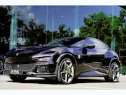 Ferrari Purosangue - 6.5 V12 / Full PPF / Full Carbon Pack / Retrofit Steeringwhe