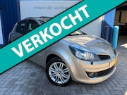 Renault Clio - 1.6-16V Initiale AUTOMAAT 5-drs / LEER / DAK / CRUISE / orig