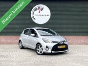 Toyota Yaris - 1.5 Hybrid Aspiration / CAMERA / PARKEERSENSOREN