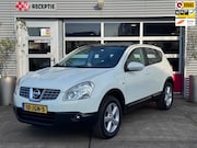 Nissan Qashqai - 1.6 Connect Edition / Pano / Camera / Navi / Trekhaak