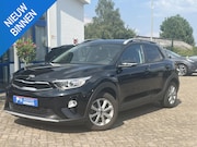Kia Stonic - 1.2 MPi ComfortLine Stoel/stuurverwarming, Parkeersensoren a