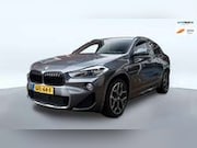 BMW X2 - SDrive20i/Pano dak/Head Up/M-sport/Xenon/Parking P