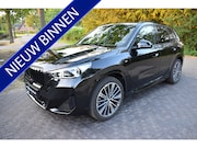BMW X1 - sDrive20i M-SPORT '24 BOMVOL! 21dkm PANO, Trekh.